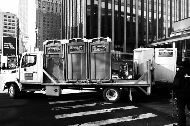 Best Portable toilet rental cost  in Diamondhead, MS